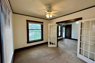 1822 E Thomas Ave, Milwaukee, WI 53211 - Photo 8