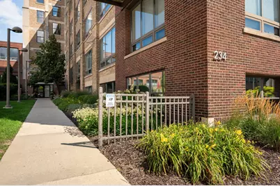 234 E Reservoir Ave #606, Milwaukee, WI 53212 - Photo 4