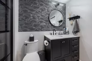 234 E Reservoir Ave, Milwaukee, WI 53212 - Photo 26