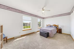5730 Eagle Point Dr, Racine, WI 53406 - Photo 34