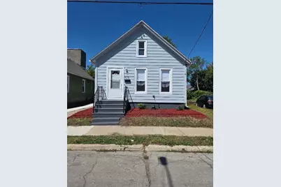 928  Wilson St, Racine, WI 53404 - Photo 2