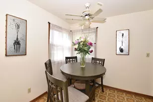 4276 S 14th St, Milwaukee, WI 53221 - Photo 18