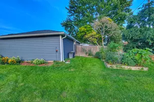 5703 51st Ave, Kenosha, WI 53144 - Photo 30