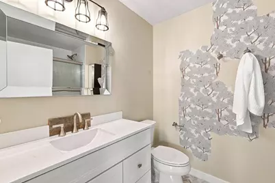 1541 N Jefferson St #201, Milwaukee, WI 53202 - Photo 10
