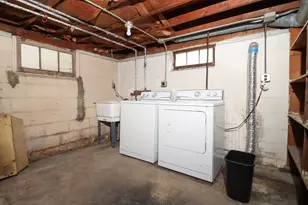 1512 Virginia St, Racine, WI 53405 - Photo 14
