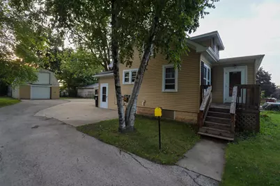 1512  Virginia St, Racine, WI 53405 - Photo 2