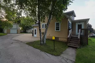 1512 Virginia St, Racine, WI 53405 - Photo 2