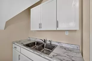 2420 N 35th St, Milwaukee, WI 53210 - Photo 8