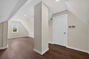 2420 N 35th St, Milwaukee, WI 53210 - Photo 16