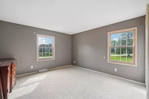 2135 Michelle Dr, Brookfield, WI 53045 - Photo 32