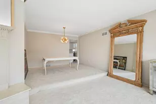 2135 Michelle Dr, Brookfield, WI 53045 - Photo 14
