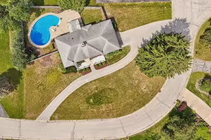 2135 Michelle Dr, Brookfield, WI 53045 - Photo 50