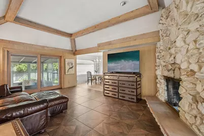 2135  Michelle Dr, Brookfield, WI 53045 - Photo 22