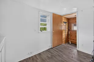 1007 43rd St, Kenosha, WI 53140 - Photo 10