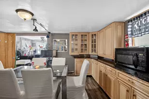 1007 43rd St, Kenosha, WI 53140 - Photo 6