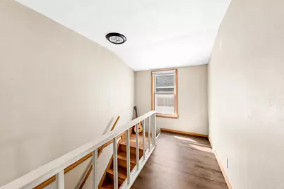 1722 S 76th St, West Allis, WI 53214 - Photo 14