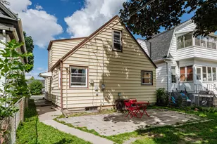 1722 S 76th St, West Allis, WI 53214 - Photo 16