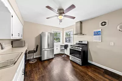 1722 S 76th St, West Allis, WI 53214 - Photo 10