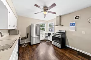1722 S 76th St, West Allis, WI 53214 - Photo 10