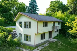 N1492 Clover Rd, Bloomfield, WI 53147 - Photo 2