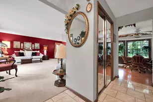 N89W17151 Highland Ct, Menomonee Falls, WI 53051 - Photo 4