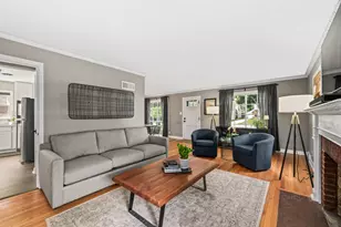 2516 N 83rd St, Wauwatosa, WI 53213 - Photo 4
