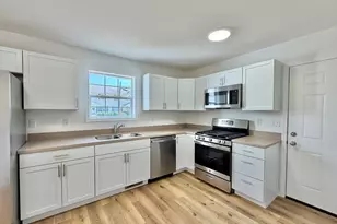 28 N 3rd St, Darien, WI 53114 - Photo 8