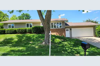 1707  Miller Rd, Lake Geneva, WI 53147 - Photo 2