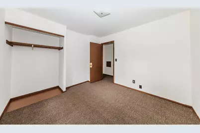 9017 W Hampton Ave #9019, Milwaukee, WI 53225 - Photo 14