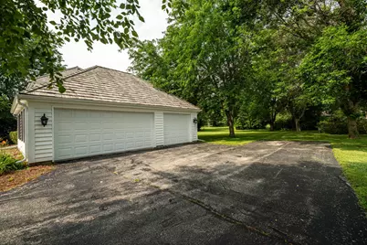 11723 N Bridgewater Dr, Mequon, WI 53092 - Photo 48