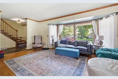 1930  Sunnyside Dr, Waukesha, WI 53186 - Photo 8