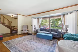 1930 Sunnyside Dr, Waukesha, WI 53186 - Photo 8