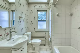 5800 W Howard Ave, Milwaukee, WI 53220 - Photo 10