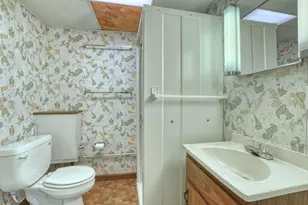 5800 W Howard Ave, Milwaukee, WI 53220 - Photo 26