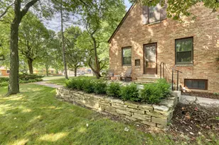 5800 W Howard Ave, Milwaukee, WI 53220 - Photo 30