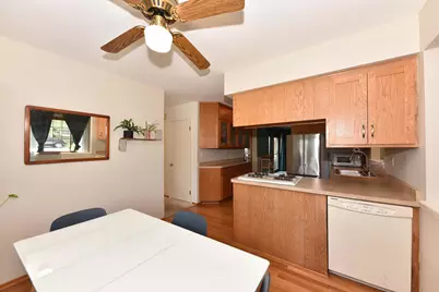 5405 N Shasta Dr, Glendale, WI 53209 - Photo 8