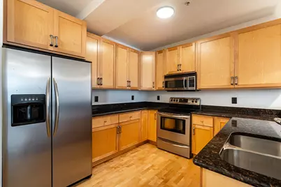 606 W Wisconsin Ave #501, Milwaukee, WI 53203 - Photo 4