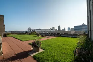 606 W Wisconsin Ave, Milwaukee, WI 53203 - Photo 18