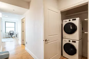 606 W Wisconsin Ave, Milwaukee, WI 53203 - Photo 8