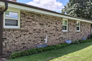 548 Oakwood Dr, Hartland, WI 53029 - Photo 22