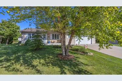 1632  Crane Ct, Sheboygan Falls, WI 53085 - Photo 2