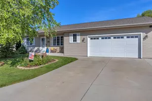 1632 Crane Ct, Sheboygan Falls, WI 53085 - Photo 32