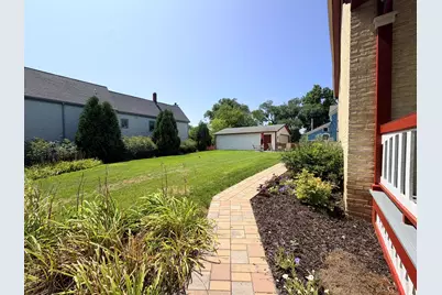 1849 N 1st St, Milwaukee, WI 53212 - Photo 52