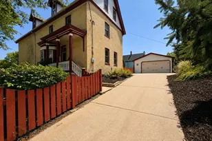1849 N 1st St, Milwaukee, WI 53212 - Photo 48