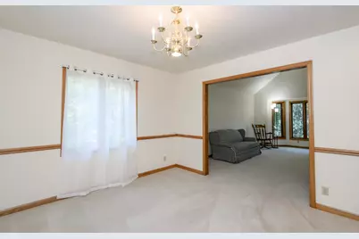 N52W14305  Thornhill Dr, Menomonee Falls, WI 53051 - Photo 16