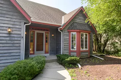 N52W14305  Thornhill Dr, Menomonee Falls, WI 53051 - Photo 2