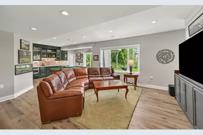 N57W19704  Holly Ct, Menomonee Falls, WI 53051 - Photo 26