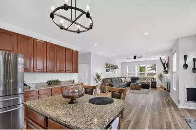 11202  64th St, Kenosha, WI 53142 - Photo 8