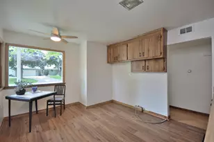 3122 W Rochelle Ave, Glendale, WI 53209 - Photo 6