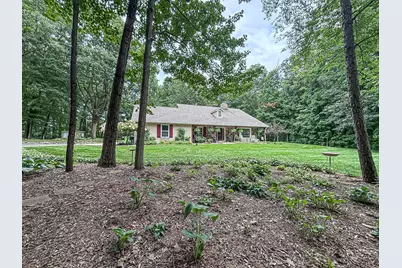28812  Grove Ln, Racine, WI 53185 - Photo 2